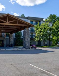 Hampton Inn & Suites Lake George