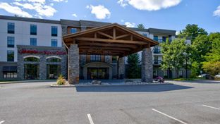 Hampton Inn & Suites Lake George