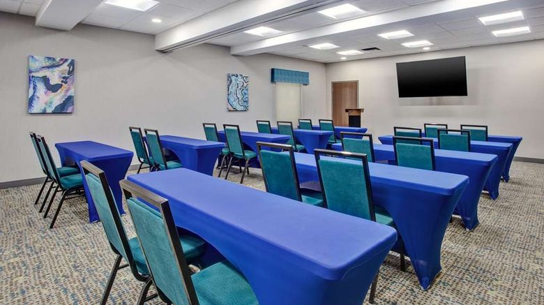 <b>Hampton Inn & Suites Lady Lake/Villages Meeting</b>. Images powered by <a href="https://iceportal.shijigroup.com/" title="IcePortal" target="_blank">IcePortal</a>.
