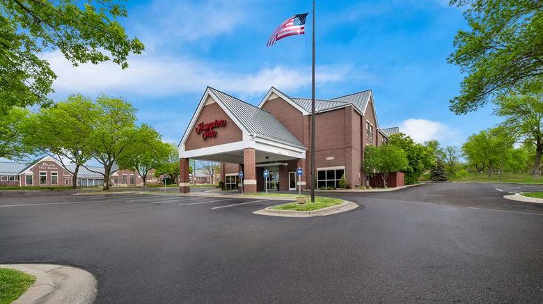 Hampton Inn Lincoln-Heritage Park Exterior. Images powered by <a href="https://iceportal.shijigroup.com" target="_blank" rel="noopener">Ice Portal</a>.