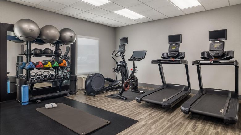 <b>Hampton Inn & Suites Lincoln-NE I-80 Health</b>. Images powered by <a href="https://iceportal.shijigroup.com/" title="IcePortal" target="_blank">IcePortal</a>.