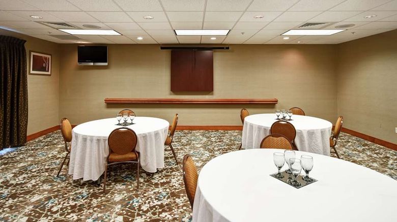 <b>Homewood Suites Lancaster Meeting</b>. Images powered by <a href="https://iceportal.shijigroup.com/" title="IcePortal" target="_blank">IcePortal</a>.