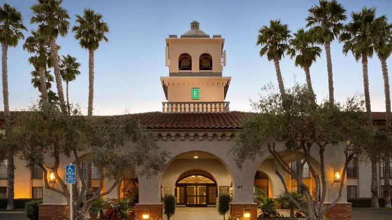 <b>Embassy Suites by Hilton Lompoc Exterior</b>. Images powered by <a href="https://iceportal.shijigroup.com/" title="IcePortal" target="_blank">IcePortal</a>.