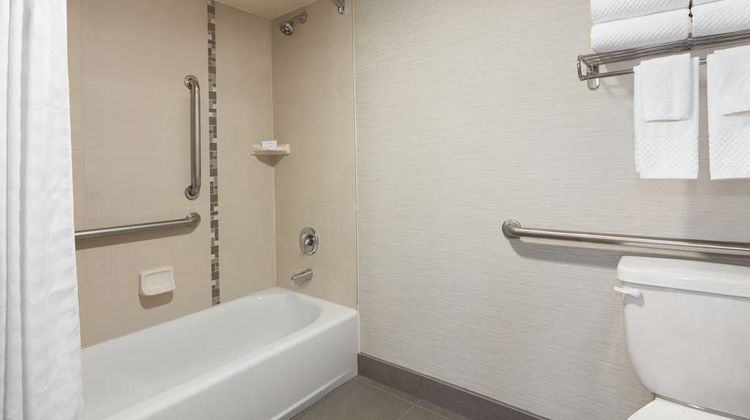 Embassy Suites by Hilton Lompoc Room