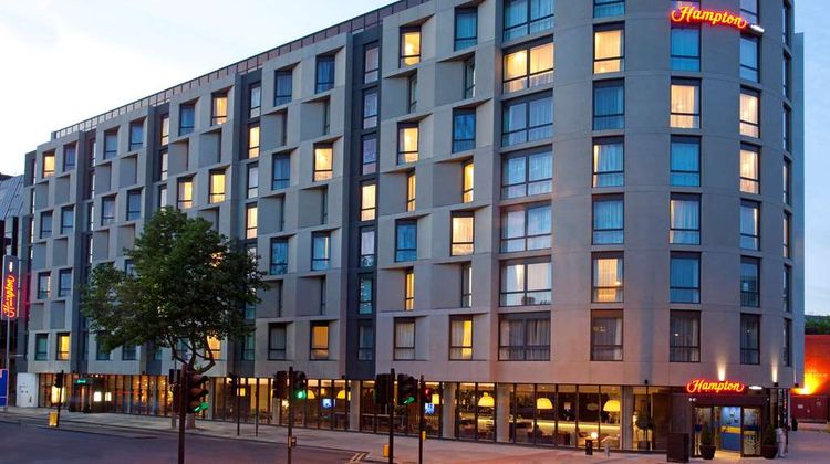 Hampton by Hilton London Waterloo Exterior