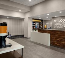 Hampton Inn, Williamsburg, KY Lobby