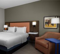 Hampton Inn, Williamsburg, KY Room