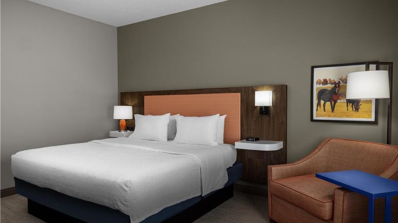 <b>Hampton Inn, Williamsburg, KY Room</b>. Images powered by <a href="https://iceportal.shijigroup.com/" title="IcePortal" target="_blank">IcePortal</a>.