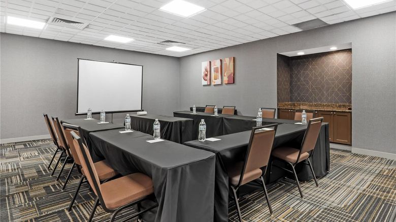 <b>Homewood Suites Laredo at Mall del Norte Meeting</b>. Images powered by <a href="https://iceportal.shijigroup.com/" title="IcePortal" target="_blank">IcePortal</a>.
