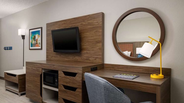 Hampton Inn Laredo Room