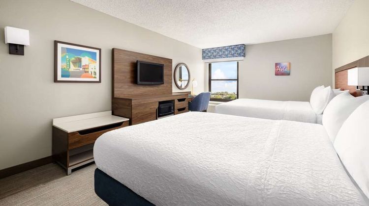 Hampton Inn Laredo Room