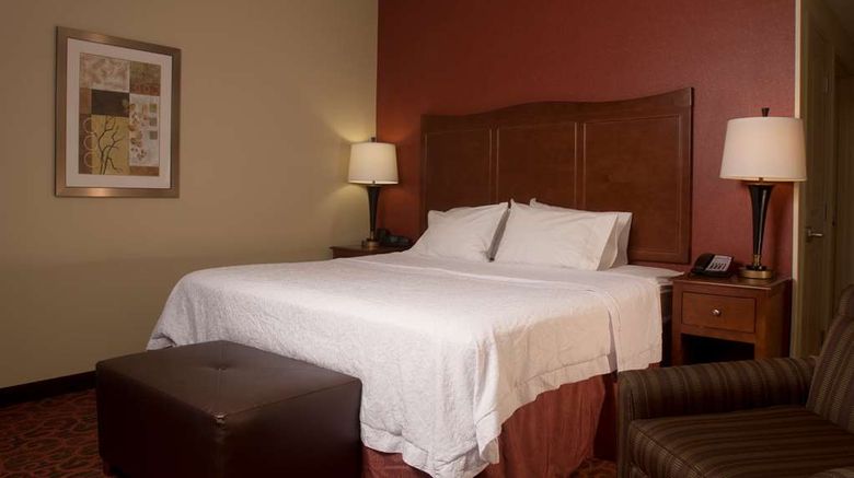 <b>Hampton Inn Tomah Room</b>. Images powered by <a href="https://iceportal.shijigroup.com/" title="IcePortal" target="_blank">IcePortal</a>.
