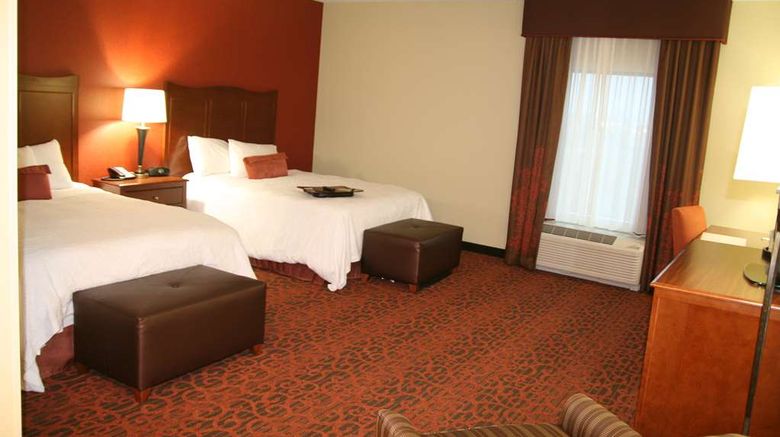 <b>Hampton Inn Tomah Room</b>. Images powered by <a href="https://iceportal.shijigroup.com/" title="IcePortal" target="_blank">IcePortal</a>.