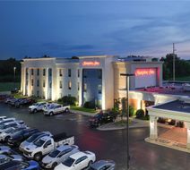 Hampton Inn Tomah Exterior