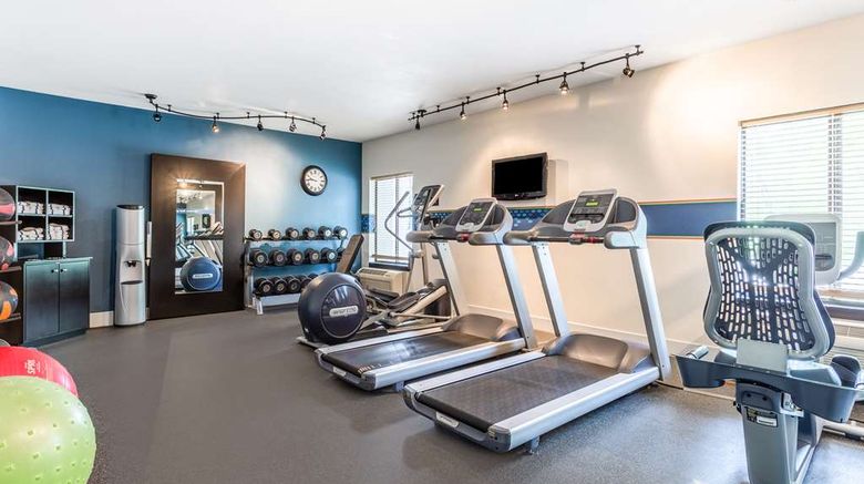<b>Hampton Inn La Crosse/Onalaska Health</b>. Images powered by <a href="https://iceportal.shijigroup.com/" title="IcePortal" target="_blank">IcePortal</a>.