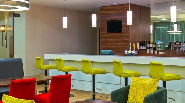 Hampton by Hilton London Luton Airport Restaurant