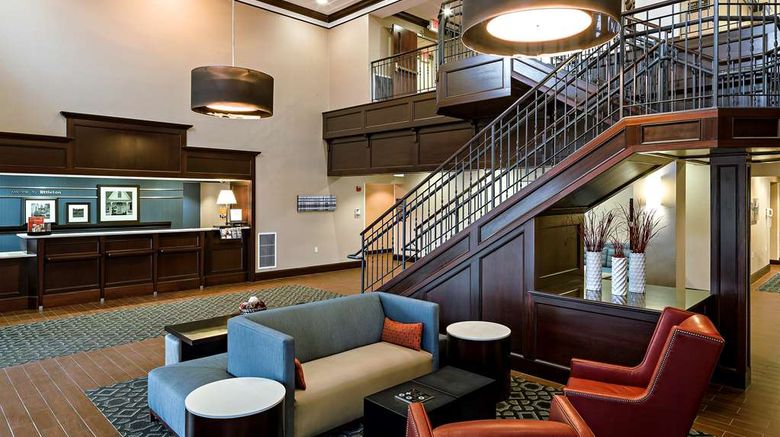 <b>Hampton Inn Littleton Lobby</b>. Images powered by <a href="https://iceportal.shijigroup.com/" title="IcePortal" target="_blank">IcePortal</a>.