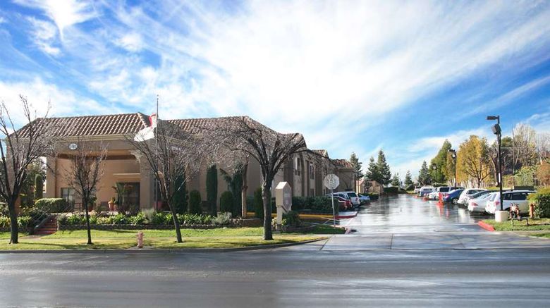 <b>Hampton Inn Livermore Exterior</b>. Images powered by <a href="https://iceportal.shijigroup.com/" title="IcePortal" target="_blank">IcePortal</a>.