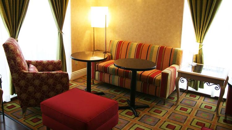 Hampton Inn Livermore Lobby