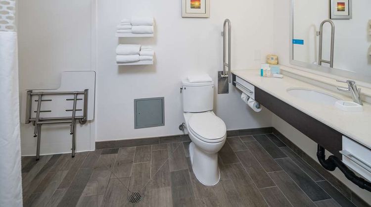 Hampton Inn Livermore Room