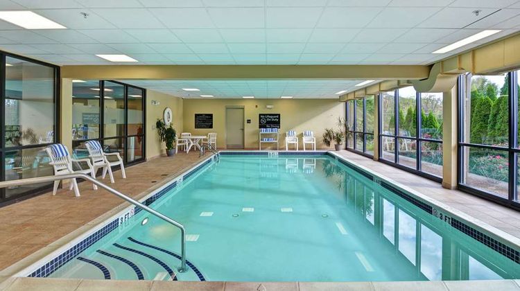 Hampton Inn Lewisburg Pool