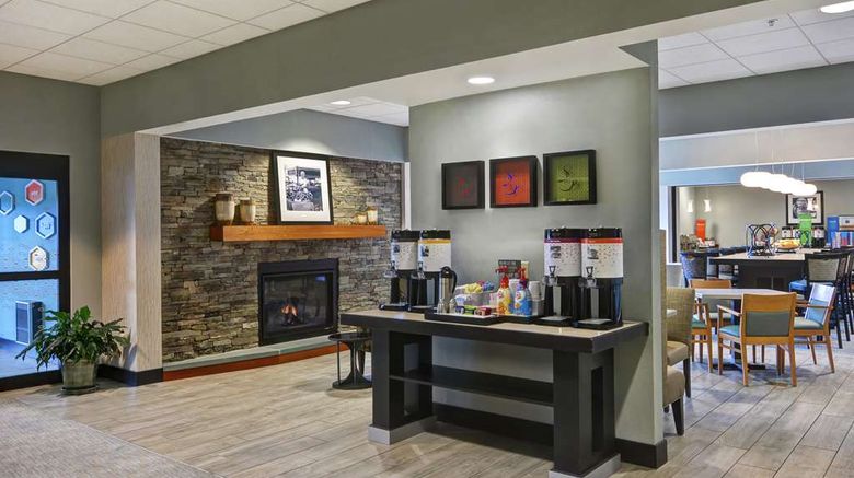 <b>Hampton Inn Lewisburg Restaurant</b>. Images powered by <a href="https://iceportal.shijigroup.com/" title="IcePortal" target="_blank">IcePortal</a>.