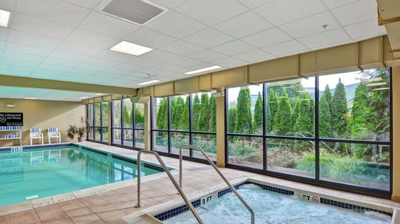 <b>Hampton Inn Lewisburg Pool</b>. Images powered by <a href="https://iceportal.shijigroup.com/" title="IcePortal" target="_blank">IcePortal</a>.