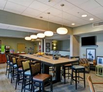 Hampton Inn Lewisburg Lobby