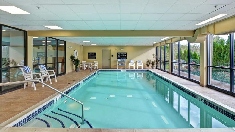 <b>Hampton Inn Lewisburg Pool</b>. Images powered by <a href="https://iceportal.shijigroup.com/" title="IcePortal" target="_blank">IcePortal</a>.