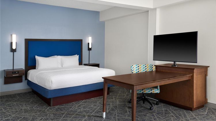 Hampton Inn Lawrence Room