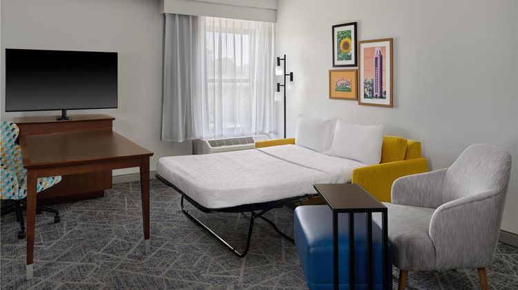 Hampton Inn Lawrence Room