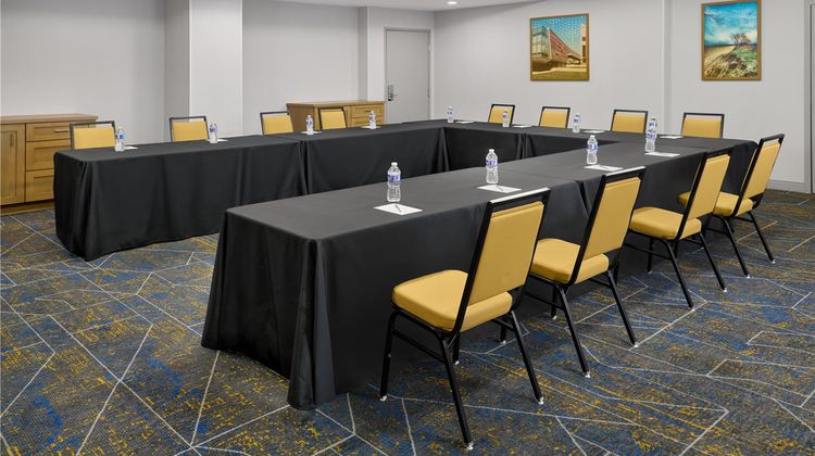 Hampton Inn Lawrence Meeting