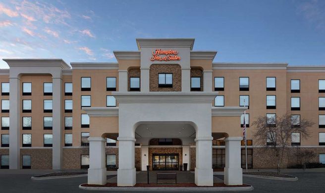 Hampton Inn & Suites Lynchburg Exterior