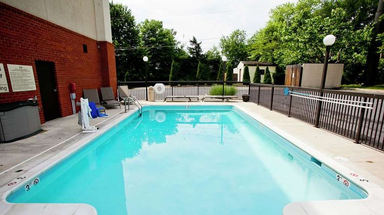 Hampton Inn Inwood Pool