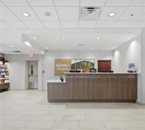 Hampton Inn Inwood Lobby