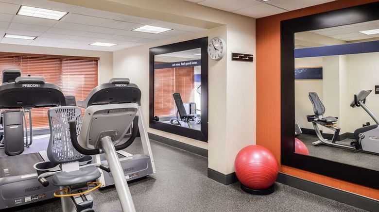 <b>Hampton Inn Martinsburg Health</b>. Images powered by <a href="https://iceportal.shijigroup.com/" title="IcePortal" target="_blank">IcePortal</a>.