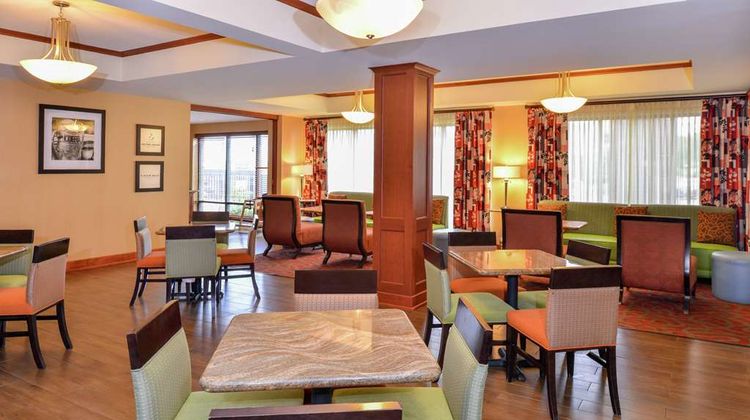 Hampton Inn Martinsburg Lobby