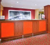 Hampton Inn Martinsburg Lobby