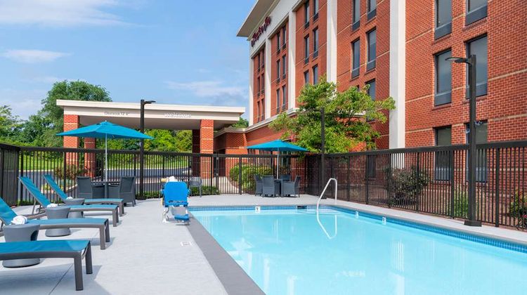 Hampton Inn Martinsburg Pool