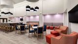 Hampton Inn & Suites - Saginaw Lobby