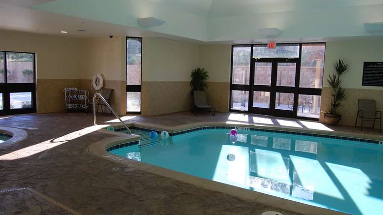 <b>Hampton Inn & Suites McAlester Pool</b>. Images powered by <a href="https://iceportal.shijigroup.com/" title="IcePortal" target="_blank">IcePortal</a>.