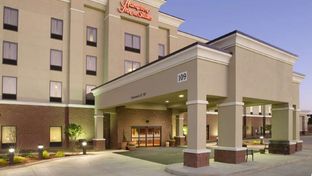 Hampton Inn & Suites by Hilton McComb