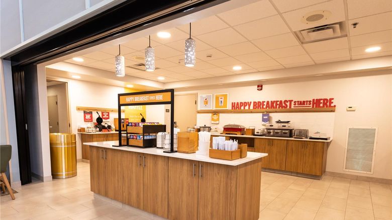 <b>Hampton Inn & Suites by Hilton McComb Restaurant</b>. Images powered by <a href="https://iceportal.shijigroup.com/" title="IcePortal" target="_blank">IcePortal</a>.