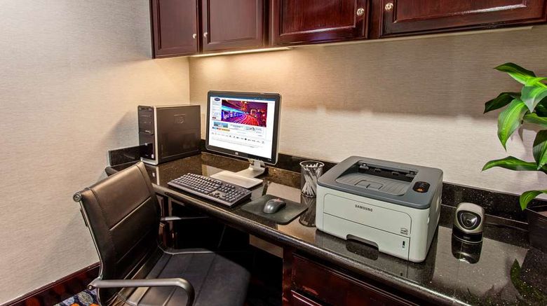 <b>Hampton Inn & Suites Merced Other</b>. Images powered by <a href="https://iceportal.shijigroup.com/" title="IcePortal" target="_blank">IcePortal</a>.