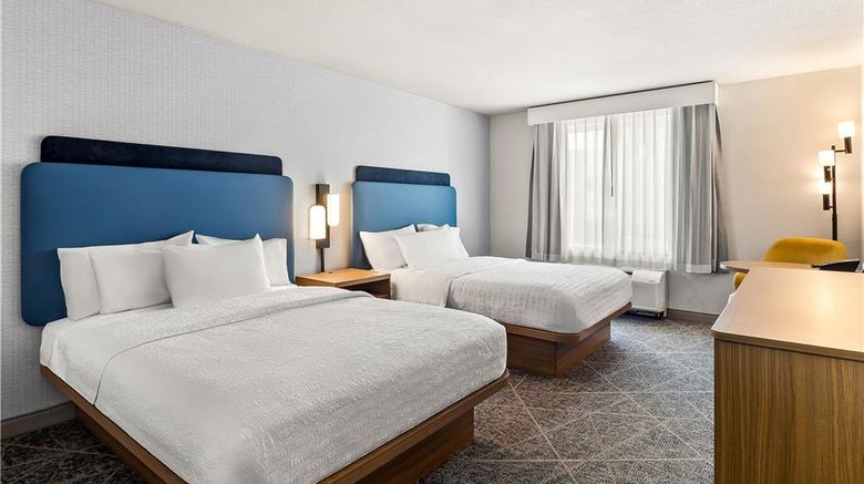 <b>Hampton Inn & Suites Merced Room</b>. Images powered by <a href="https://iceportal.shijigroup.com/" title="IcePortal" target="_blank">IcePortal</a>.