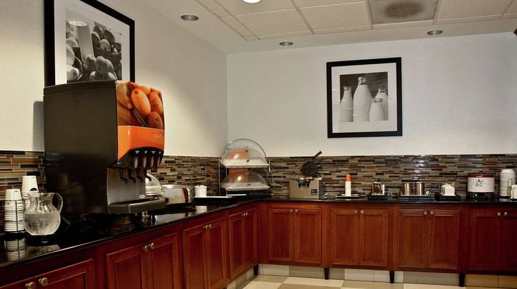 Hampton Inn McHenry Restaurant
