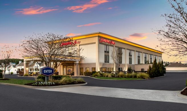 Hampton Inn Milledgeville Exterior