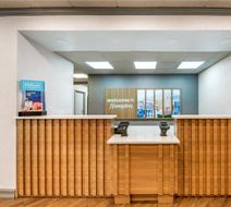 Hampton Inn Milledgeville Lobby