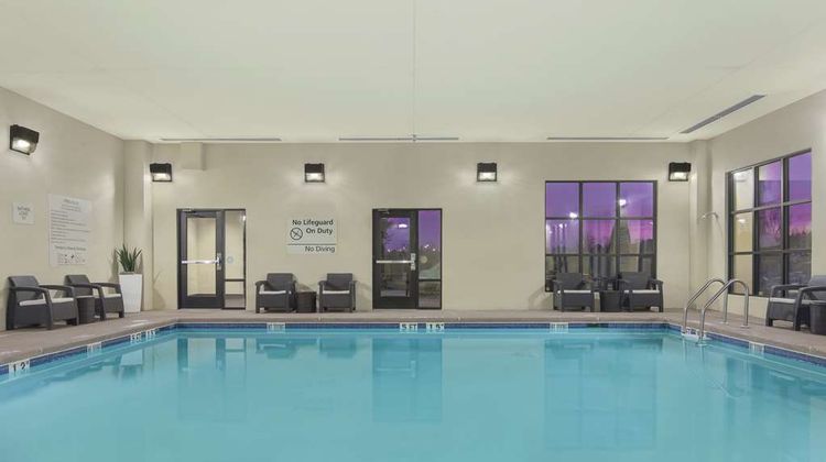 Hampton Inn & Suites Macon Pool