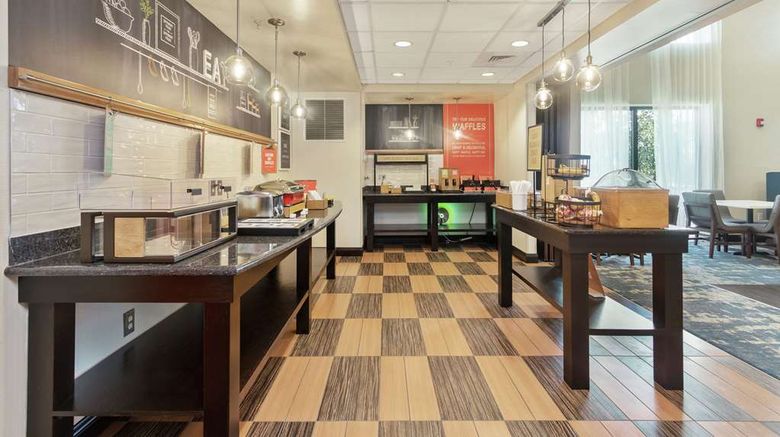 <b>Hampton Inn & Suites Orlando-Apopka Restaurant</b>. Images powered by <a href="https://iceportal.shijigroup.com/" title="IcePortal" target="_blank">IcePortal</a>.